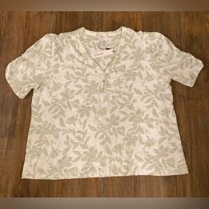 NWT - Chico's Women’s Aria Dot Henley Tee